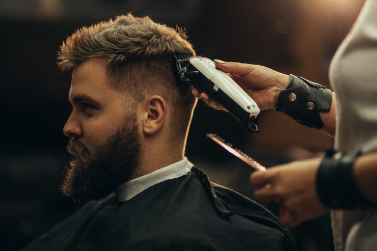 Top 5 des coupes de cheveux pour hommes pour l'été 2025 à Mississauga et Vaughan